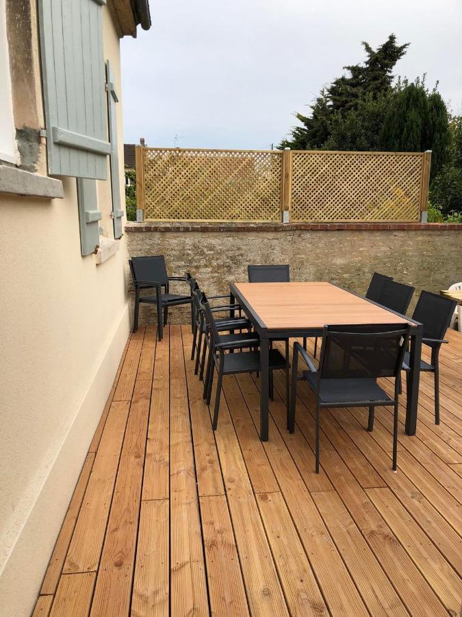 Maison Cosy En Plein Coeur De Ouistreham Bagian luar foto